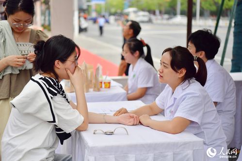 江西樟树中医养生街区 健康美食潮玩齐打卡，诊断技术研发引领新风尚